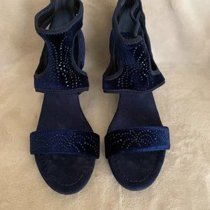 New York Transit, Blue Fabric Sequined Shoe, Dark Blue, Size 8 M, New